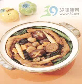 鸭掌草菇煲的菜谱(图)